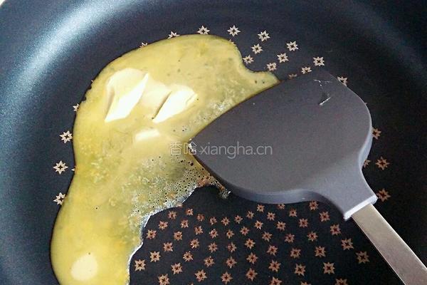 番茄奶酪焗饭的做法图解3