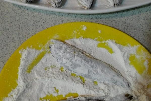 椒香小黄鱼的做法图解4
