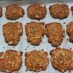 喜羊羊花生酥饼的做法[图]