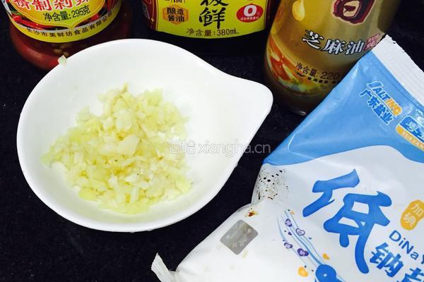 姜蒜香汁菠菜的做法图解7
