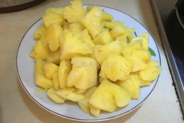 菠萝炒鸭的做法图解5