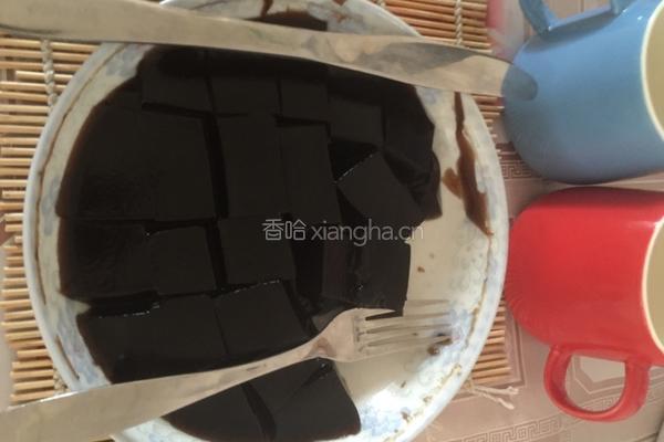 龟苓膏的做法图解4