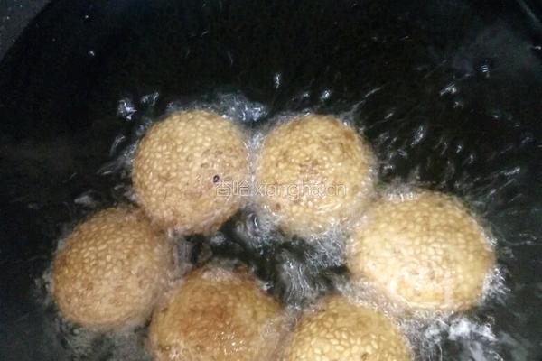 香酥小麻团的做法图解8
