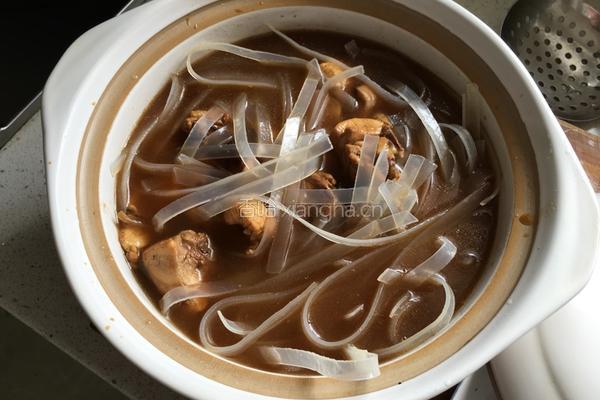 山寨版“小鸡炖蘑菇”的做法图解7