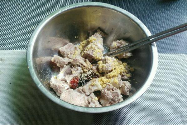 土豆蒸排骨的做法图解6
