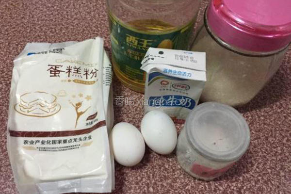 六寸戚风蛋糕的做法图解1