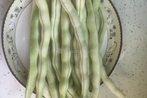 豆角卤面的做法图解1