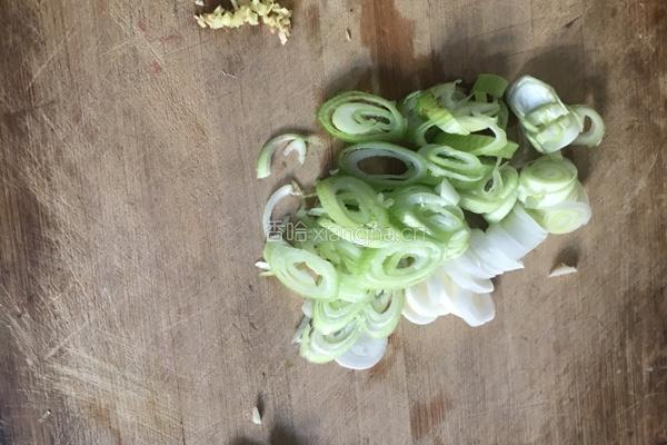 豆角卤面的做法图解3