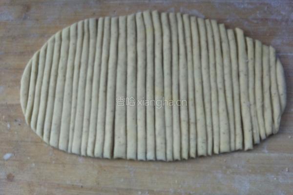 咸酥小麻花的做法图解3