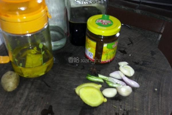 焖鸭翅的做法图解2