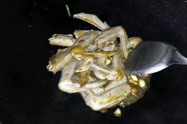 焖鸭翅的做法图解4