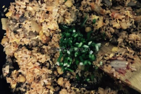 牛肉泡菜炒饭的做法图解6