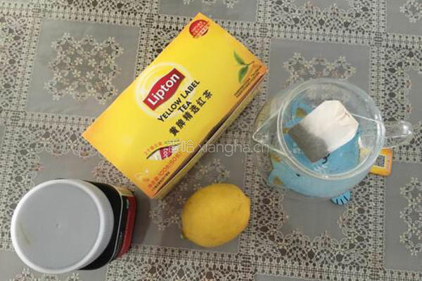 柠檬红茶的做法图解1