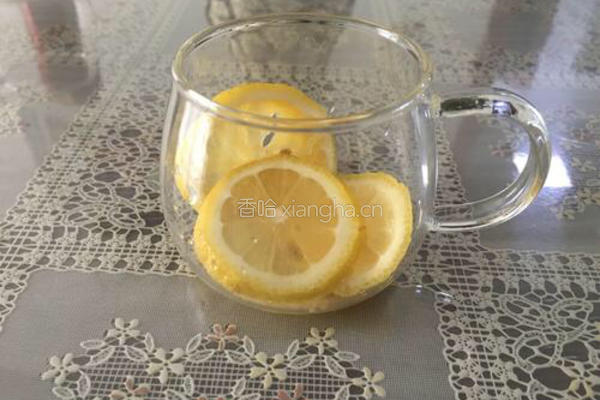柠檬红茶的做法图解2