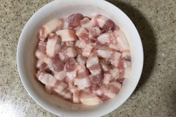 炸酥肉的做法图解2