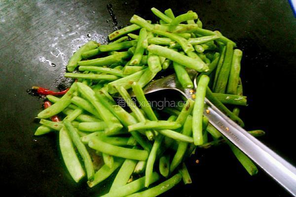 干煸四季豆的做法图解9