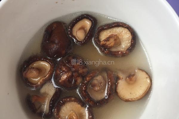 电饭煲煲排骨饭的做法图解2