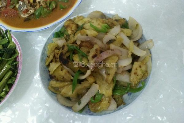 洋葱青椒炒饼的做法图解5