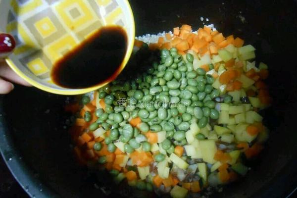 香肠土豆焖饭的做法图解4