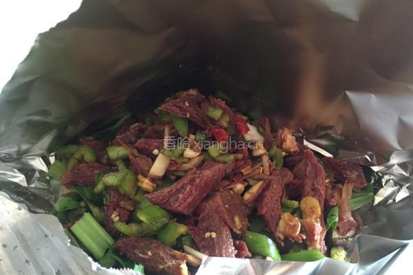 香辣锡纸牛肉的做法图解4