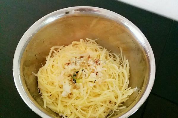 凉拌土豆丝的做法图解7