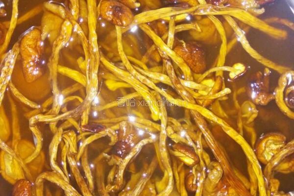 茶树菇猪肚汤的做法图解2