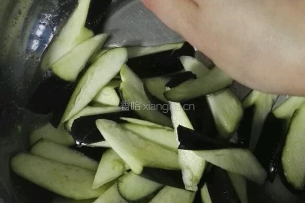 豆瓣茄子的做法图解2