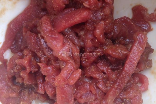 酸菜肉丝汤粉的做法图解2