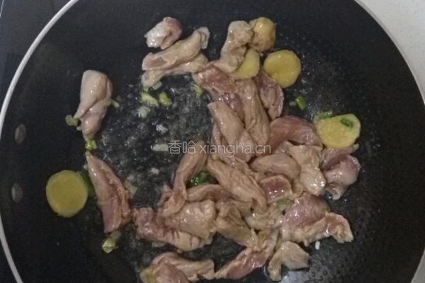 菠萝炒肉的做法图解4