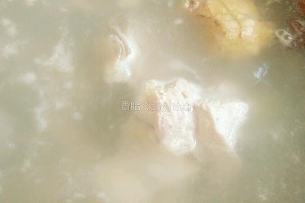 白萝卜大骨汤的做法图解5