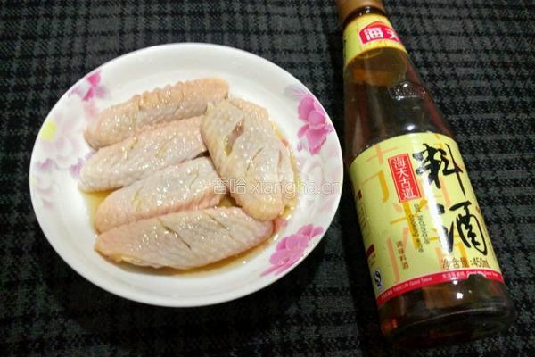 红酒鸡翅的做法图解2