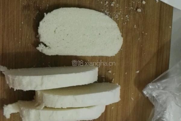 金黄馒头片的做法图解1