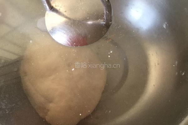 鲜肉木耳馄饨的做法图解2