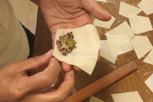 鲜肉木耳馄饨的做法图解8