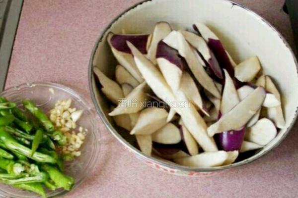 杭椒茄子的做法图解2