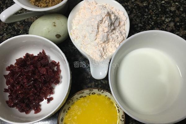 红糖蔓越莓干马拉糕的做法图解1