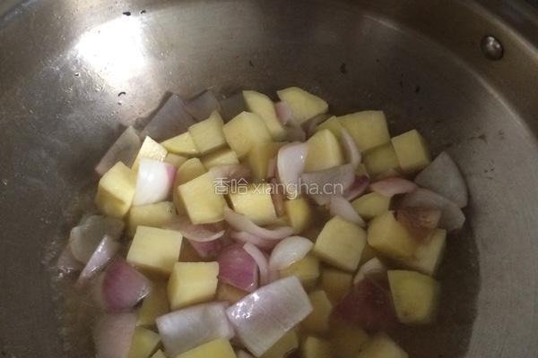 土豆炒洋葱的做法图解5