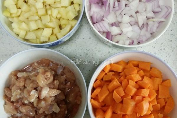 咖喱鸡丁饭的做法图解1