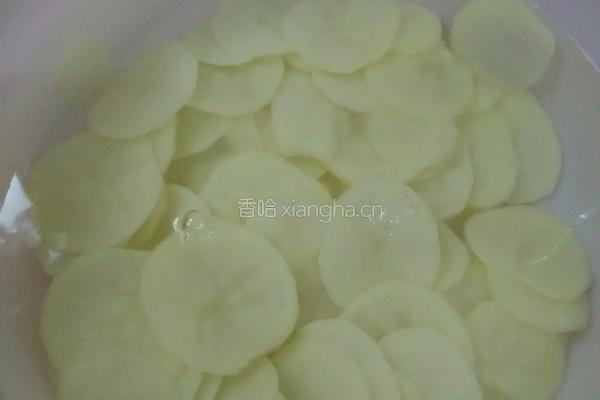 干煸土豆片的做法图解3