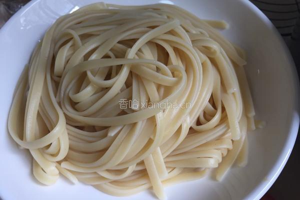 茄汁意大利面的做法图解5