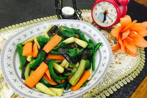 茄子青椒胡萝卜炒玉米笋