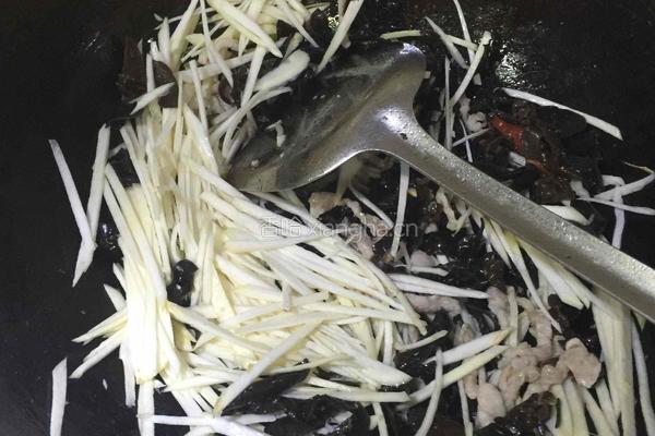 茭白肉丝的做法图解5