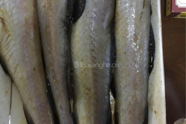 鲜族风味辣椒酱腌鳕鱼的做法图解2
