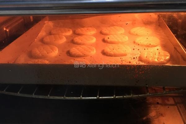 炼乳薄饼干的做法图解8