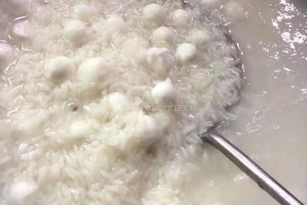 糯米红糖粥的做法图解2