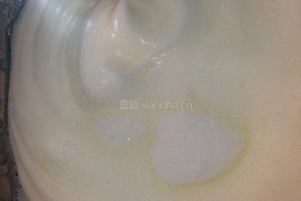 戚风蛋糕的做法图解5