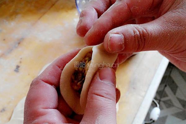 卷心菜猪肉馅饺子的做法图解20