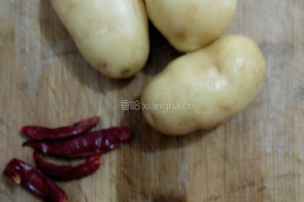 孜然土豆片的做法图解1