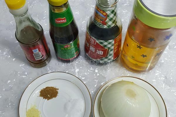 牛肉茴香包子的做法图解2