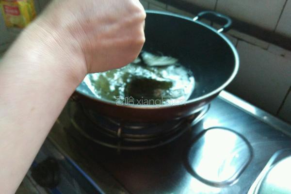 麻辣鱿鱼块的做法图解6